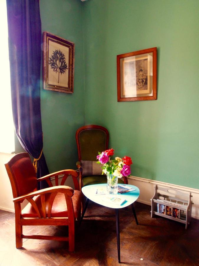 Le 7 Des Tonneliers Bed and Breakfast Castelfranc Exteriör bild